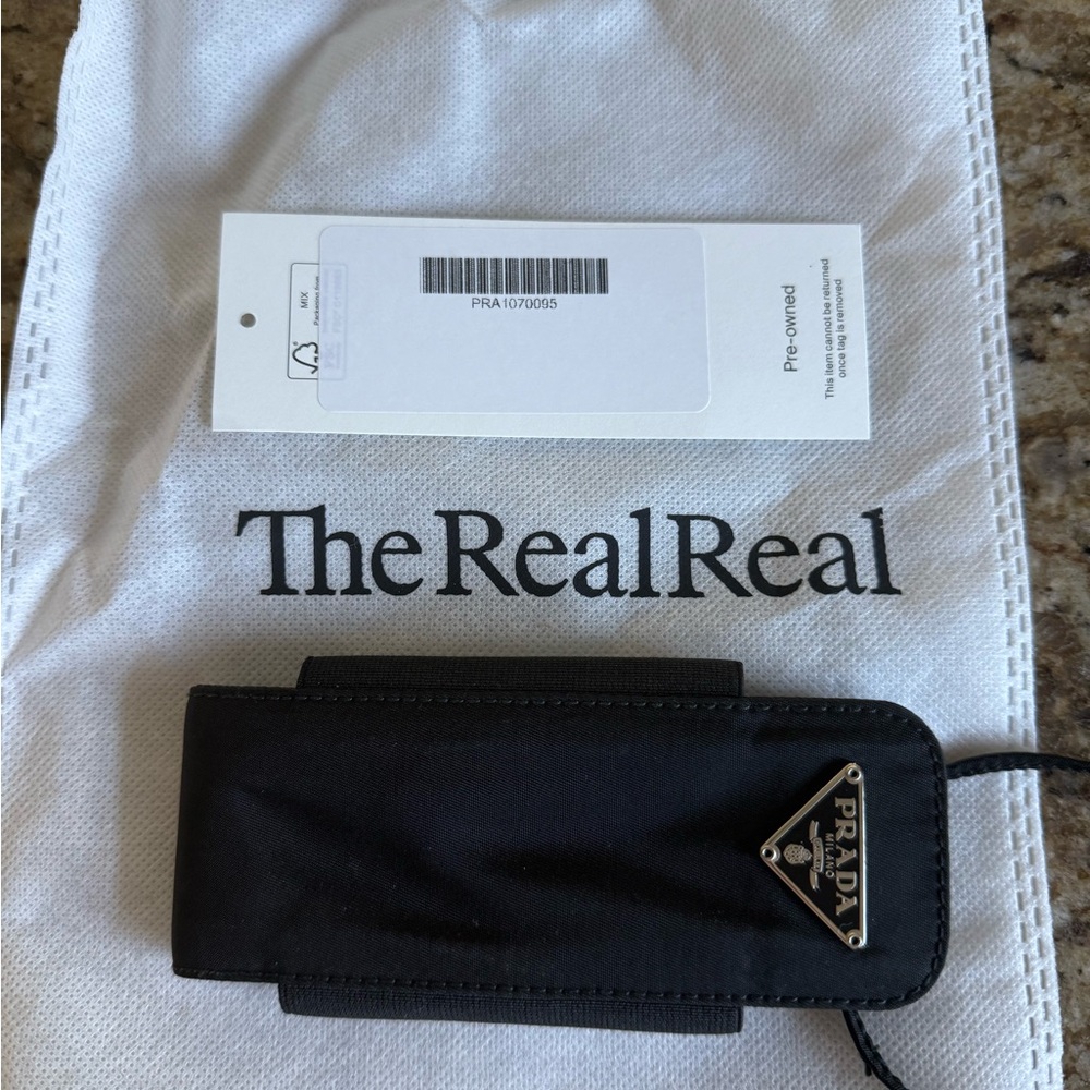 Prada Black Vintage Case - Picture 4 of 6